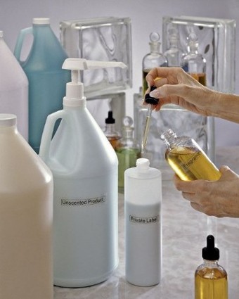 Blending Fragrances Blending Fragrances